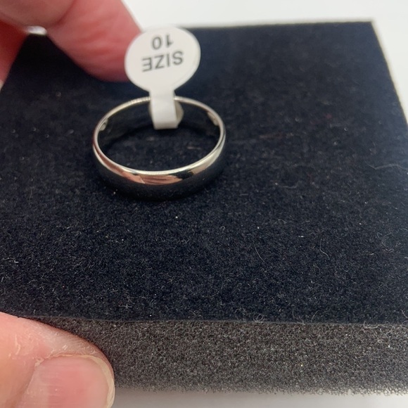Sterling Silver Wedding Band Ring 6mm Size 10 New with Tags! - Picture 2 of 6